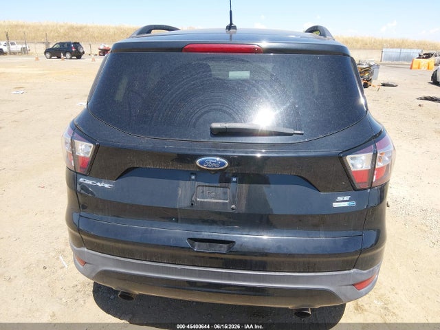1FMCU9GDXJUB73870 Ford ESCAPE SE
