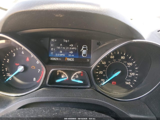 1FMCU9GDXJUB73870 Ford ESCAPE SE