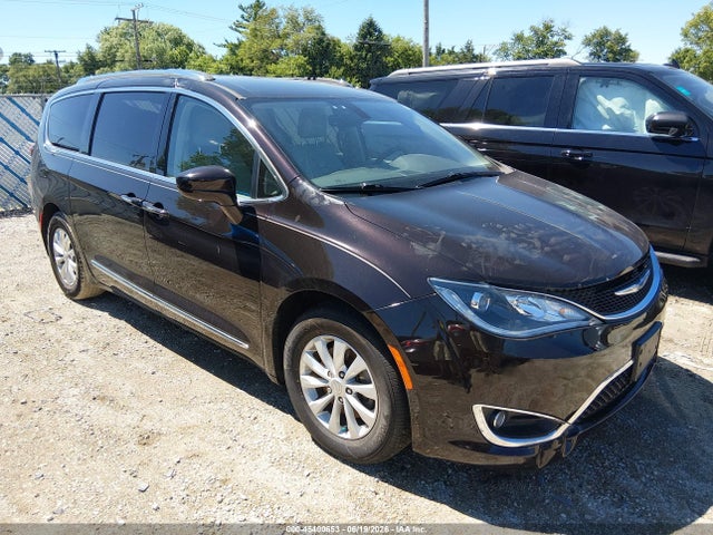 Aukcja sprzedaży 2018 Chrysler Pacifica Touring L Plus, vin: 2C4RC1EG4JR353990, numer aukcji: 45400653