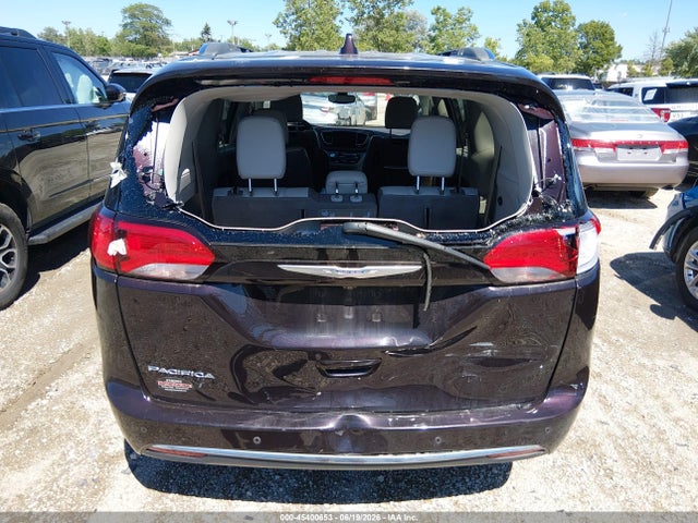 45400653 :رقم المزاد ، 2C4RC1EG4JR353990 vin ، 2018 Chrysler Pacifica Touring L Plus مزاد بيع