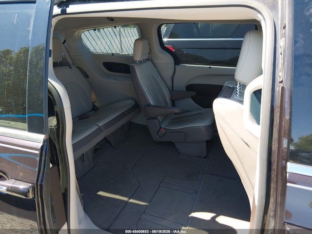 45400653 :رقم المزاد ، 2C4RC1EG4JR353990 vin ، 2018 Chrysler Pacifica Touring L Plus مزاد بيع