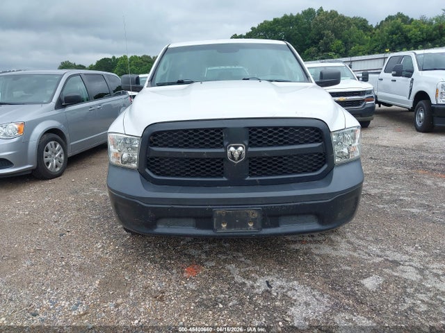45400660 :رقم المزاد ، 1C6RR6FG2HS614835 vin ، 2017 Ram 1500 Tradesman  4x2 6'4 Box مزاد بيع