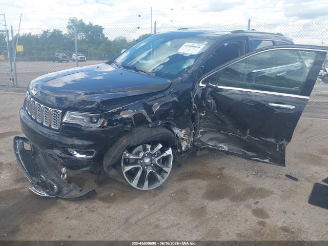 1C4RJFCG9HC762057 Jeep Grand Cherokee Overland 4x4