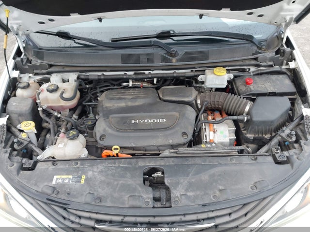 Chrysler Pacifica Hybrid Touring Plus 2017 2C4RC1H7XHR838222 Image 10