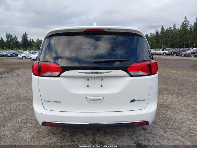 Chrysler Pacifica Hybrid Touring Plus 2017 2C4RC1H7XHR838222 Image 16
