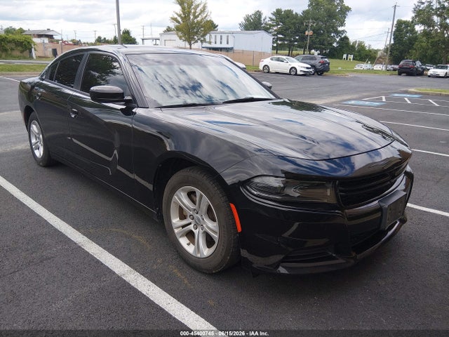 Продаж на аукціоні авто 2022 Dodge Charger Sxt Rwd, vin: 2C3CDXBG0NH145096, номер лоту: 45400745