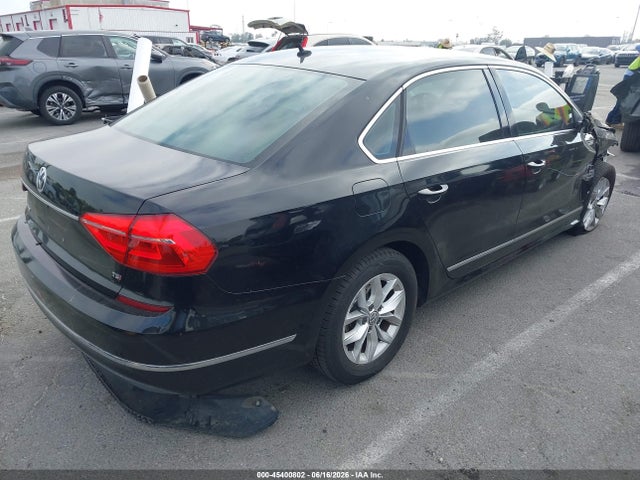 Volkswagen Passat 1.8t S 2016 1VWAT7A31GC026111 Image 4