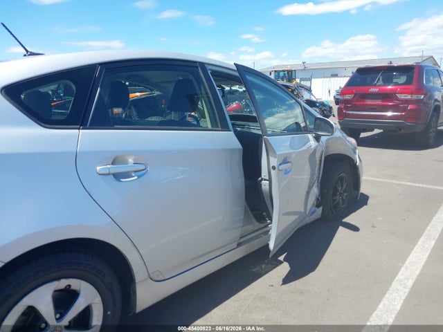 Toyota Prius Four 2015 JTDKN3DU7F0459964 Image 18