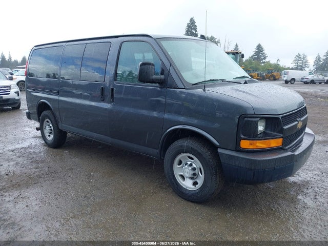 Chevrolet Express 2500 Ls 2017 1GNWGEFG5H1101068 Image 1