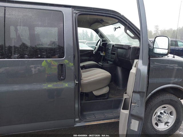 Chevrolet Express 2500 Ls 2017 1GNWGEFG5H1101068 Image 5