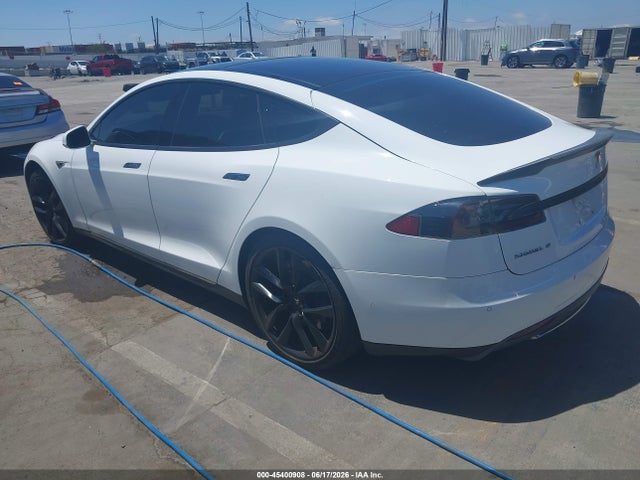 Продаж на аукціоні авто 2015 Tesla Model S 60/70/85, vin: 5YJSA1E14FF107270, номер лоту: 45400908