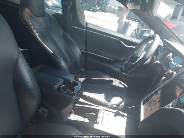 Продаж на аукціоні авто 2015 Tesla Model S 60/70/85, vin: 5YJSA1E14FF107270, номер лоту: 45400908