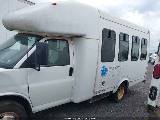 Продажа на аукционе авто 2008 Chevrolet Express Cutaway Work Van, vin: 1GBJG31K981169946, номер лота: 45400923