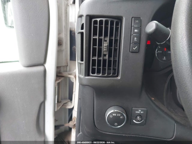 Продаж на аукціоні авто 2008 Chevrolet Express Cutaway Work Van, vin: 1GBJG31K981169946, номер лоту: 45400923