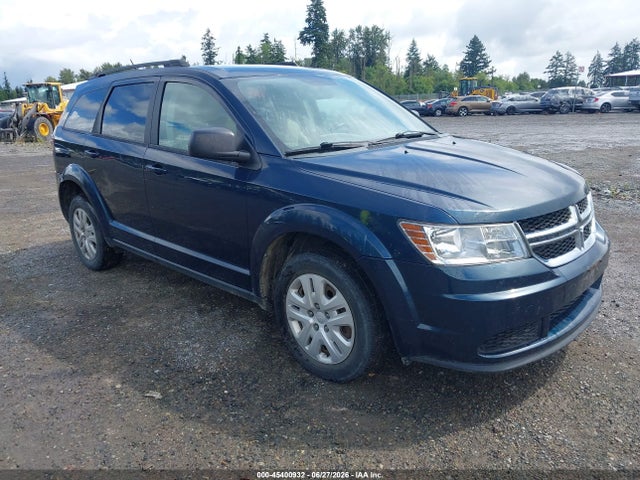 2015 3C4PDCAB3FT704595 main image