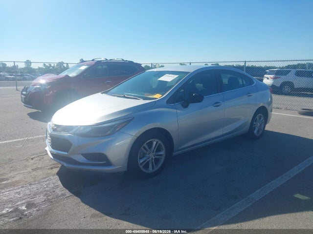 Chevrolet Cruze Lt Auto 2017 1G1BE5SMXH7276818 Image 2