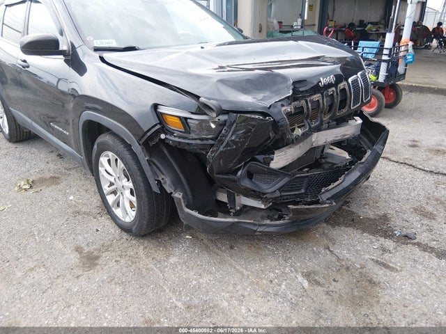2019 Jeep Cherokee Latitude Fwd მანქანა იყიდება აუქციონზე, vin: 1C4PJLCB8KD450596, აუქციონის ნომერი: 45400982