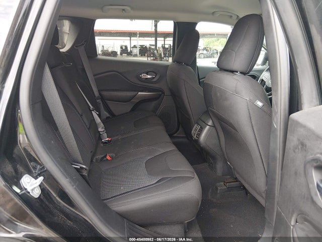 2019 Jeep Cherokee Latitude Fwd მანქანა იყიდება აუქციონზე, vin: 1C4PJLCB8KD450596, აუქციონის ნომერი: 45400982