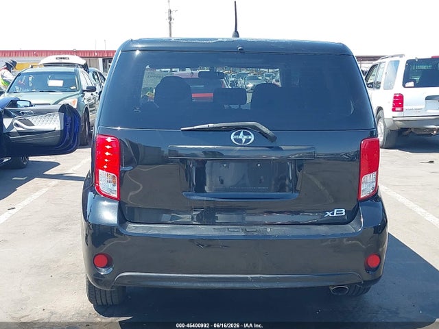 Scion XB 2014 JTLZE4FE7EJ053612 Image 17