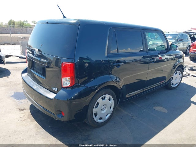 Scion XB 2014 JTLZE4FE7EJ053612 Image 4