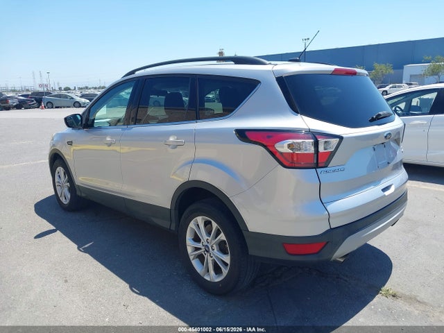 Ford ESCAPE SE 2018 1FMCU9GD7JUD08769 Image 3
