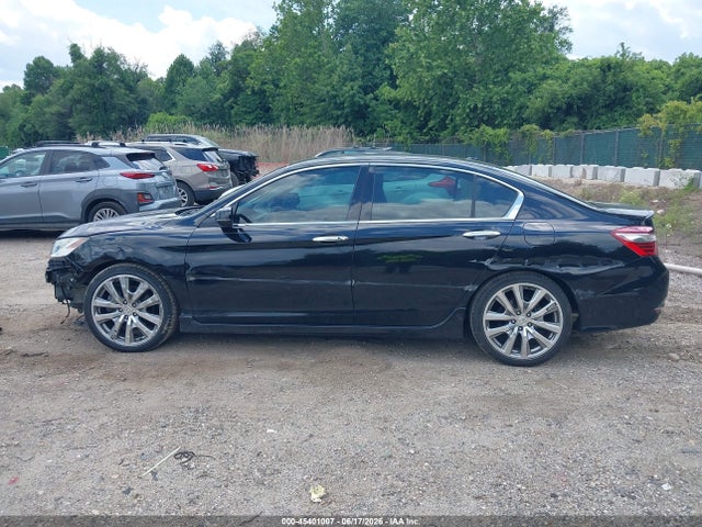 Продажа на аукционе авто 2016 Honda Accord Touring, vin: 1HGCR3F93GA012529, номер лота: 45401007