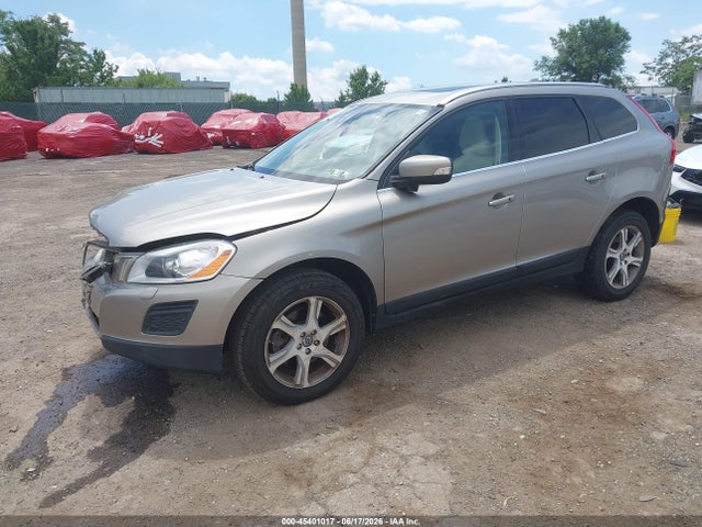 45401017 :رقم المزاد ، YV4952DZ3D2441397 vin ، 2013 Volvo Xc60 3.2/3.2 Platinum/3.2 Premier/3.2 Premier Plus مزاد بيع