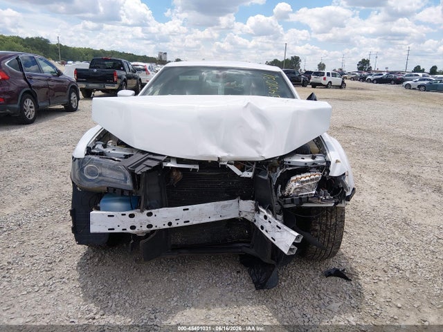 2016 Chrysler 300 300s მანქანა იყიდება აუქციონზე, vin: 2C3CCAGG2GH253229, აუქციონის ნომერი: 45401031