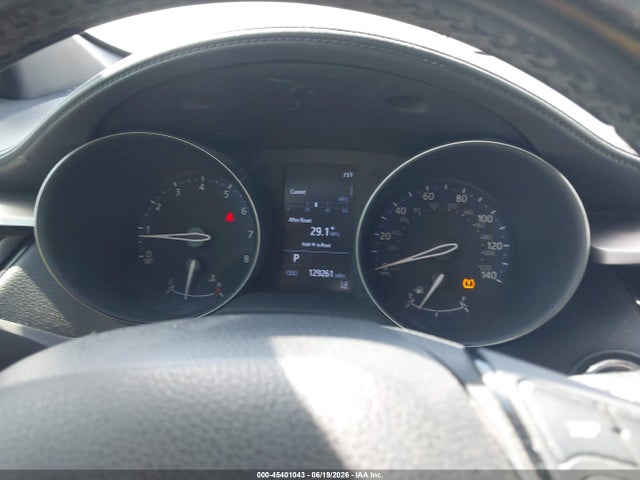JTNKHMBX1K1056928 Toyota C-HR XLE