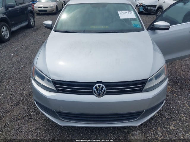 2014 Volkswagen Jetta 2.0l Tdi მანქანა იყიდება აუქციონზე, vin: 3VWLL7AJ1EM372646, აუქციონის ნომერი: 45401048