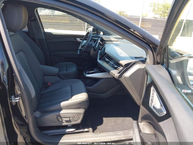 Продажа на аукционе авто 2023 Audi Q4 E-tron Premium Plus 50 Quattro, vin: WA1L2BFZXPP076149, номер лота: 45401071