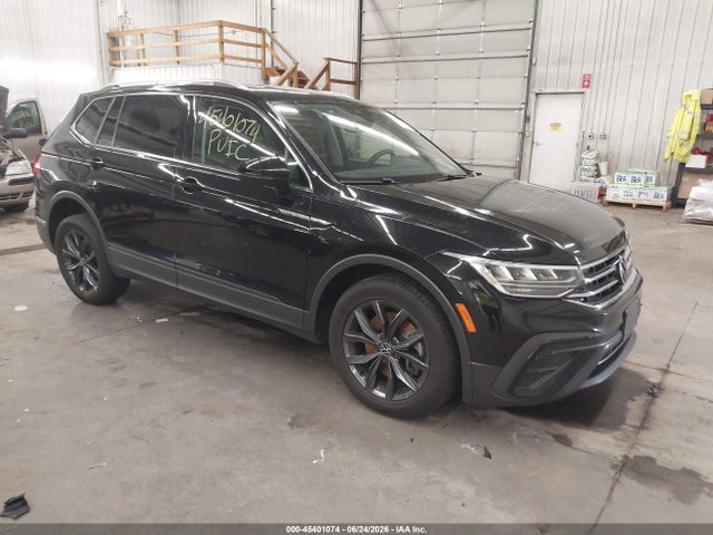 Продаж на аукціоні авто 2022 Volkswagen Tiguan 2.0t Se, vin: 3VV2B7AX5NM032035, номер лоту: 45401074