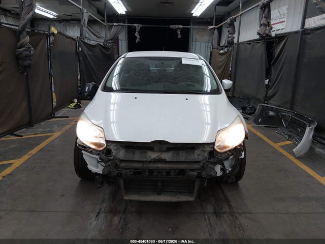 Ford FOCUS SE 2014 1FADP3F25EL343678 Image 13