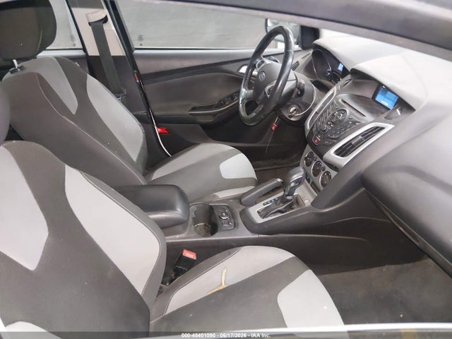 Ford FOCUS SE 2014 1FADP3F25EL343678 Image 5