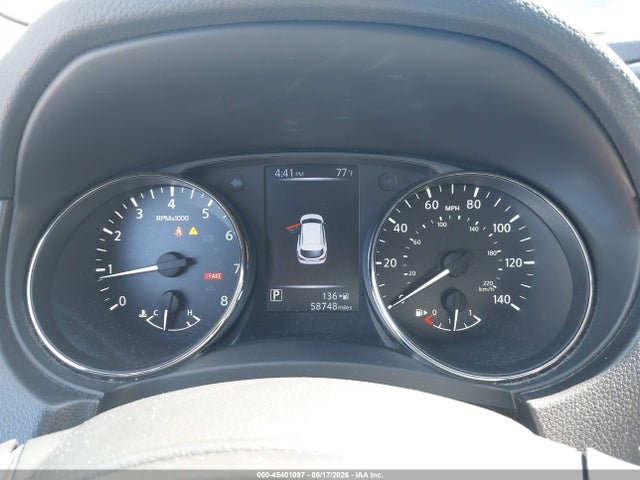 JN1BJ1CR3HW128086 Nissan Rogue Sport S