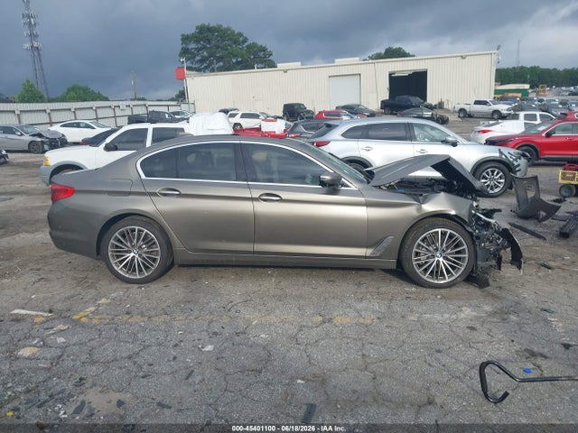 45401100 :رقم المزاد ، WBAJE5C36HG914102 vin ، 2017 Bmw 540i مزاد بيع