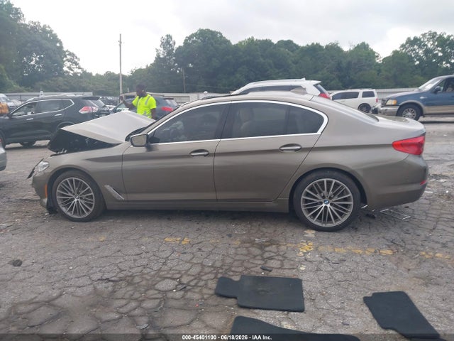 45401100 :رقم المزاد ، WBAJE5C36HG914102 vin ، 2017 Bmw 540i مزاد بيع
