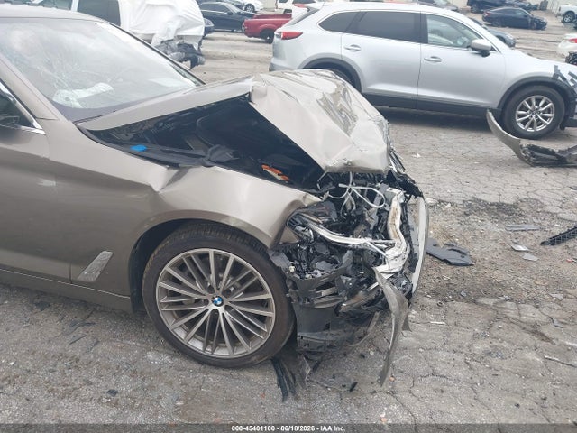 45401100 :رقم المزاد ، WBAJE5C36HG914102 vin ، 2017 Bmw 540i مزاد بيع