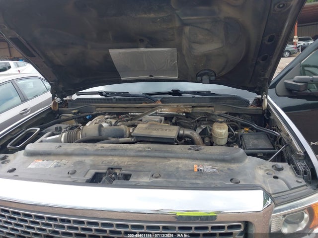 2017 Gmc Sierra 2500hd Denali მანქანა იყიდება აუქციონზე, vin: 1GT12UEY7HF189128, აუქციონის ნომერი: 45401186
