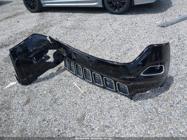 2019 Jeep Grand Cherokee Limited 4x4 მანქანა იყიდება აუქციონზე, vin: 1C4RJFBG9KC831533, აუქციონის ნომერი: 45401226