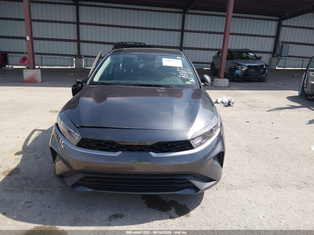 2023 Kia Forte Lxs მანქანა იყიდება აუქციონზე, vin: 3KPF24AD9PE586776, აუქციონის ნომერი: 45401253