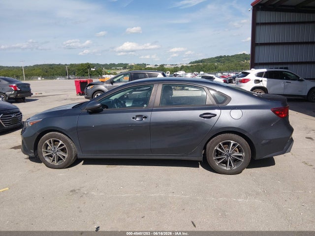2023 Kia Forte Lxs მანქანა იყიდება აუქციონზე, vin: 3KPF24AD9PE586776, აუქციონის ნომერი: 45401253