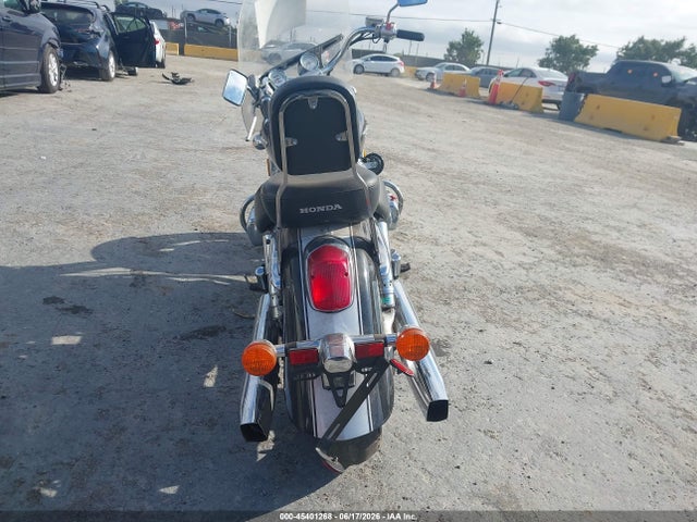 Продажа на аукционе авто 2001 Honda Gl1500 Cd, vin: 1HFSC34771A400115, номер лота: 45401268