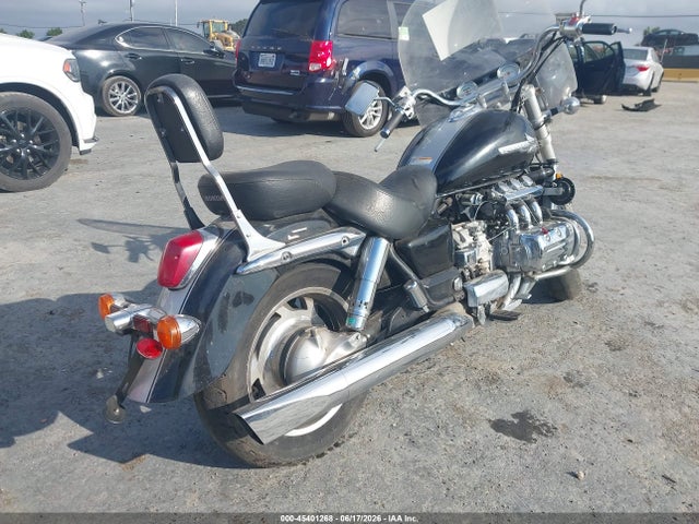 Продажа на аукционе авто 2001 Honda Gl1500 Cd, vin: 1HFSC34771A400115, номер лота: 45401268