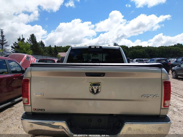 45401274 :رقم المزاد ، 3C6UR5FL7JG161486 vin ، 2018 Ram 2500 Laramie  4x4 6'4 Box مزاد بيع