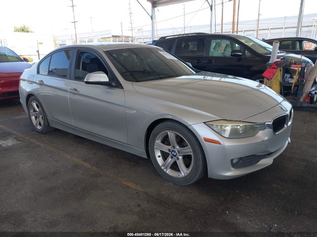 2014 WBA3D3C52EK155930 main image