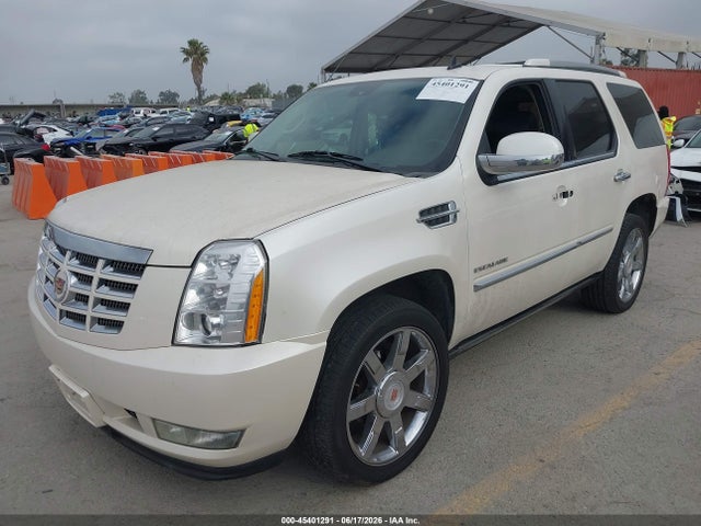 Продажа на аукционе авто 2011 Cadillac Escalade Premium, vin: 1GYS4CEF2BR388322, номер лота: 45401291