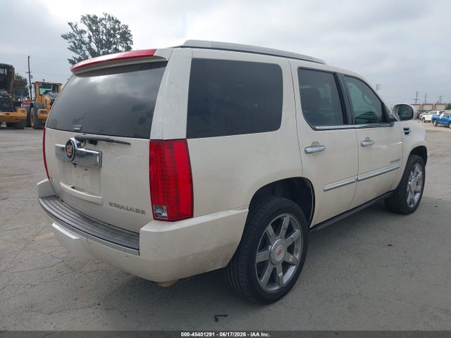 Продажа на аукционе авто 2011 Cadillac Escalade Premium, vin: 1GYS4CEF2BR388322, номер лота: 45401291