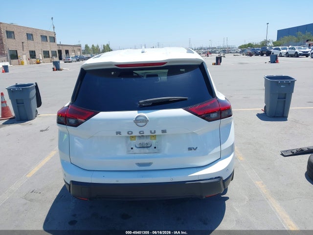 JN8BT3BA7RW362378 Nissan Rogue Sv Fwd