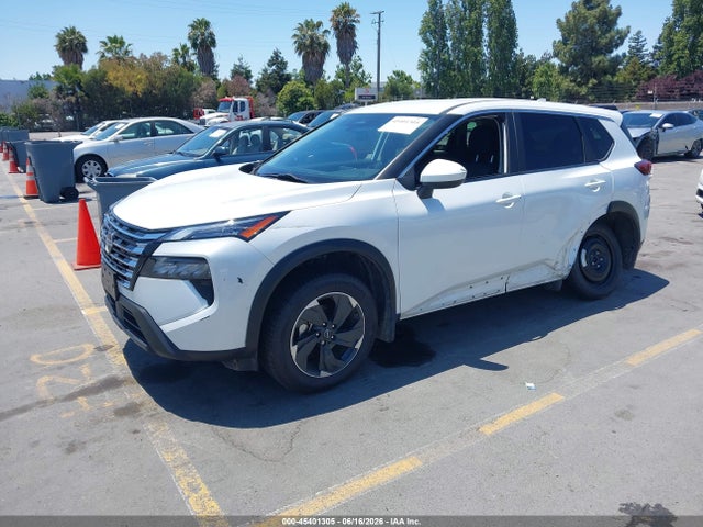 JN8BT3BA7RW362378 Nissan Rogue Sv Fwd